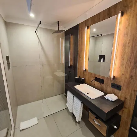 Kehrs - Auf Dem Petersberg Hotel 4*
